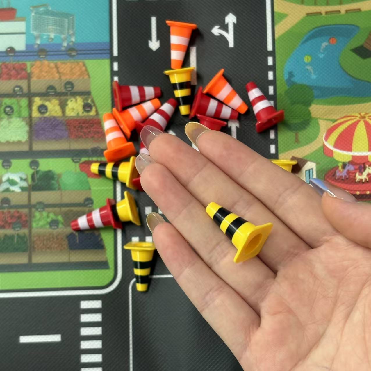 مجموعة لعب إشارات المرور الصغي - مراجعة Kids Education Things وسعره